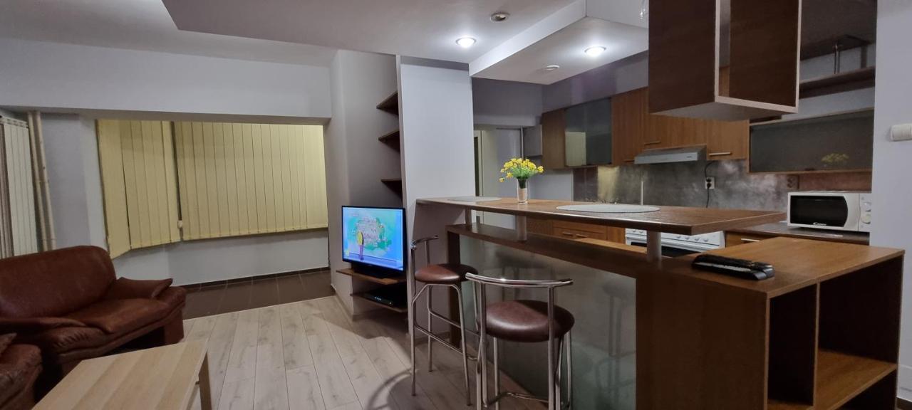 Ultracentral Residence 1 プロイェシュティ エクステリア 写真