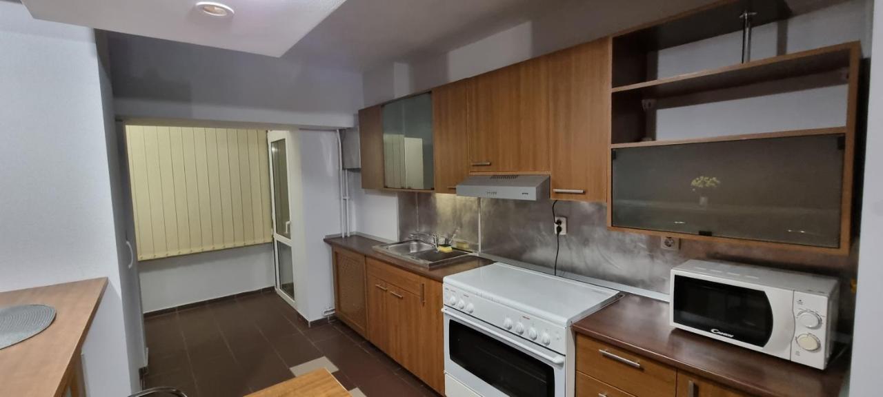 Ultracentral Residence 1 プロイェシュティ エクステリア 写真